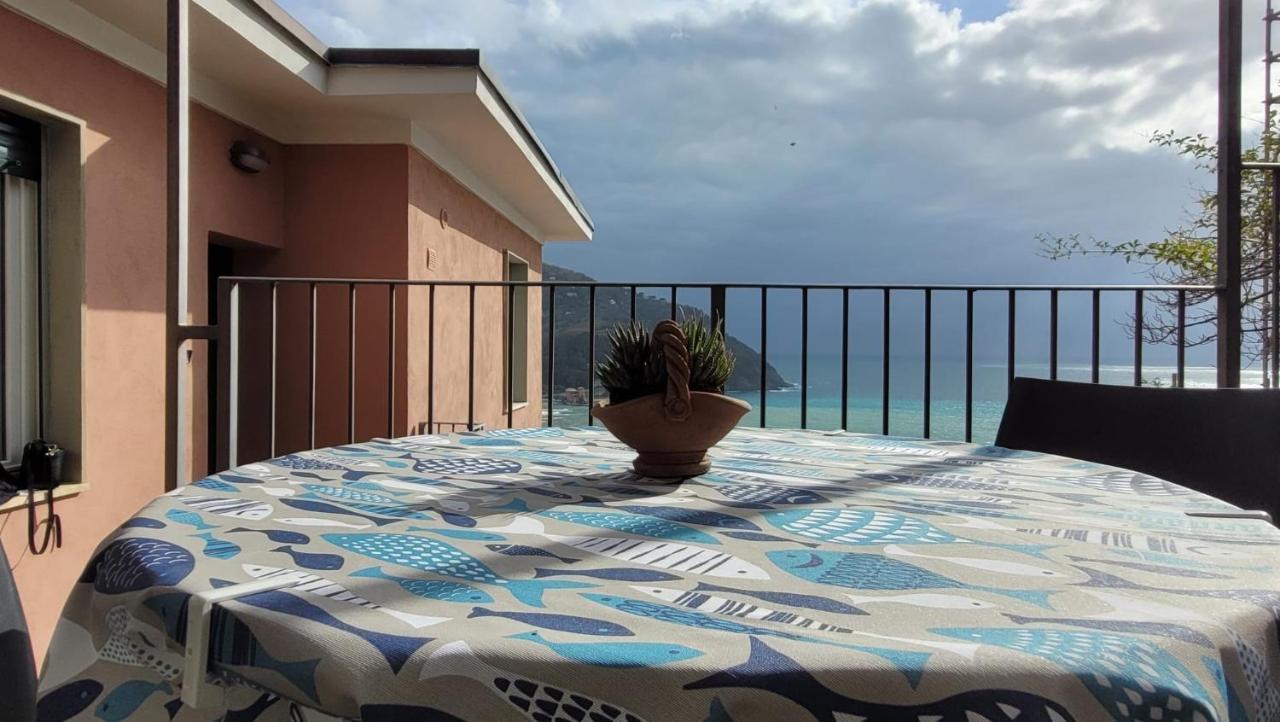 Apartamento Ocean View Flat With Wi-Fi, Ac And Elevator To Town Levanto Exterior foto